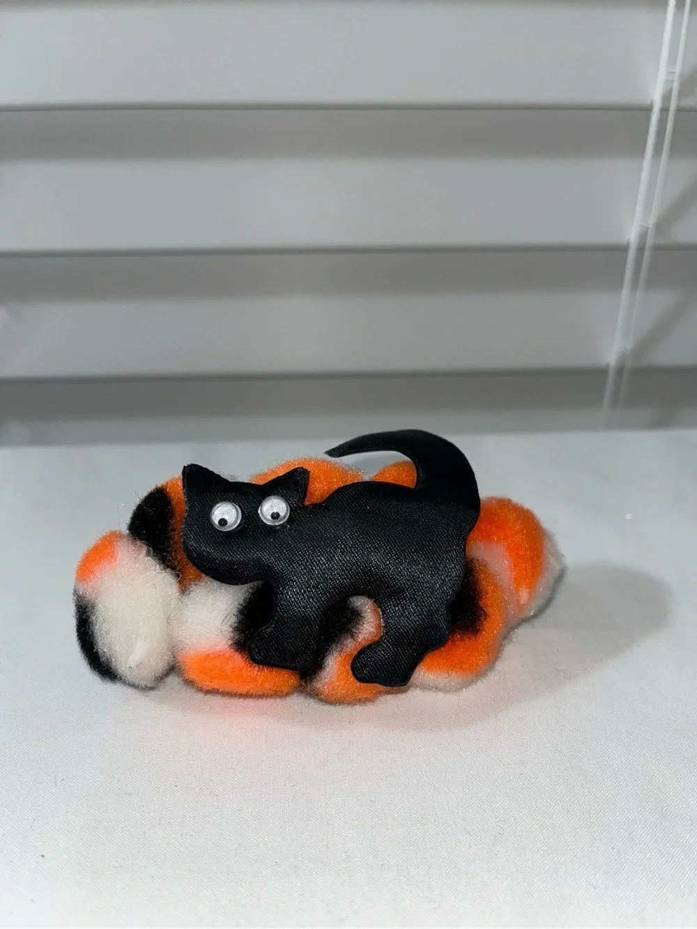 Halloween Black Cat Pom Pom Barrettes Trio - Orange & White